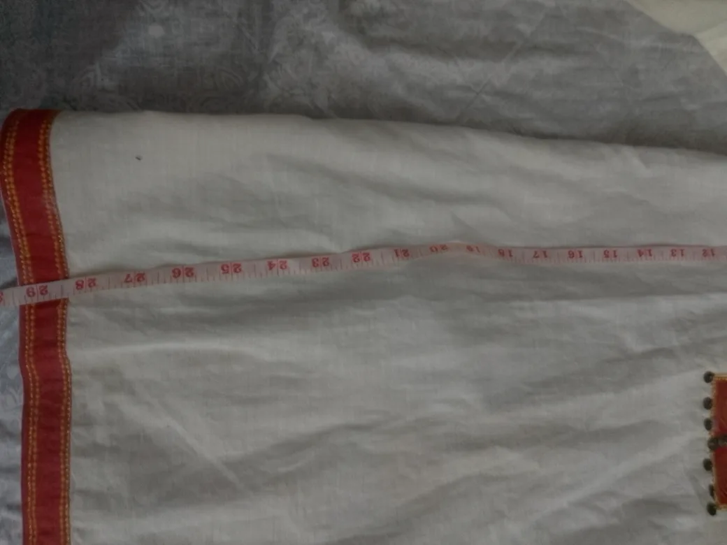 White Embroidered Tunic Top #freecycle 🥕🌟 image indicator(3)