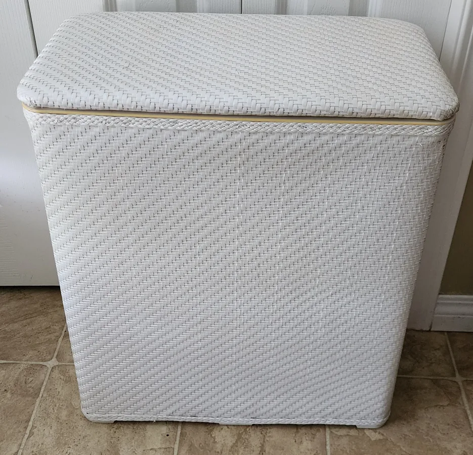 White Wicker Laundry Hamper thumbnail