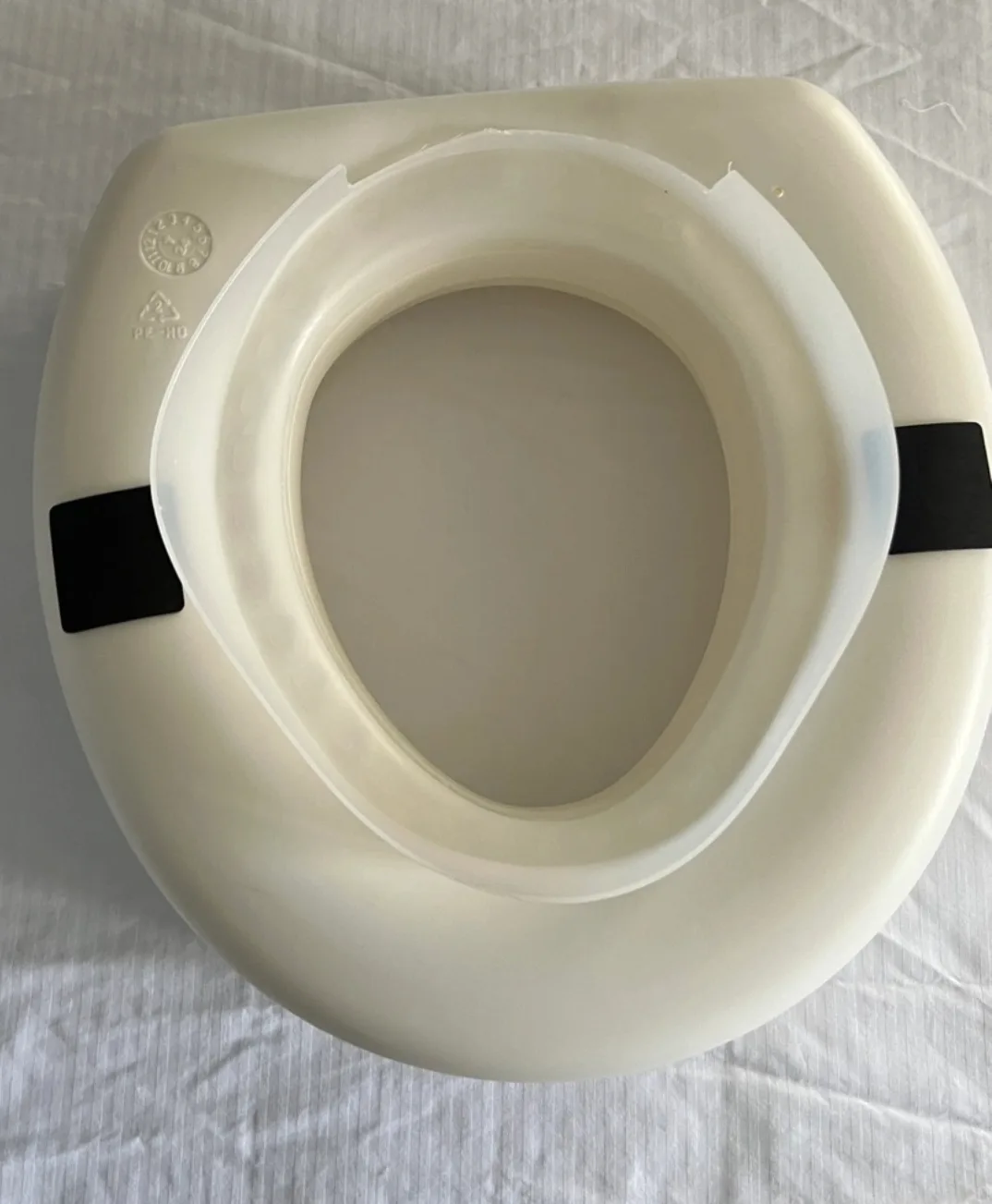 AquaSense Portable Raised Toilet Seat - White, 4" image indicator(3)