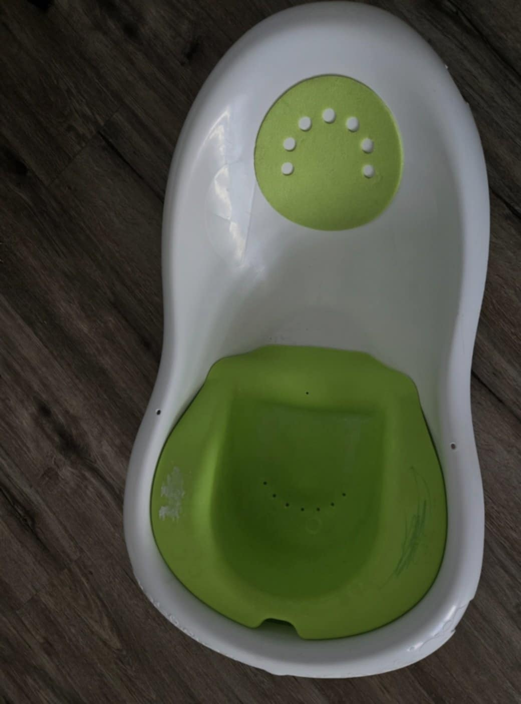 Baby Bath Tub - Green & White #freecycle