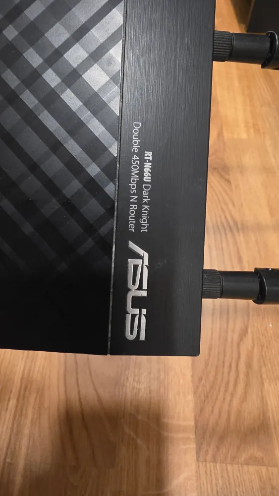 ASUS RT-N66U Dark Knight Router image indicator(3)