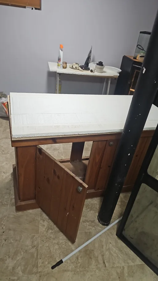 75 gallon Aquarium Tank, led light and Stand image indicator(3)