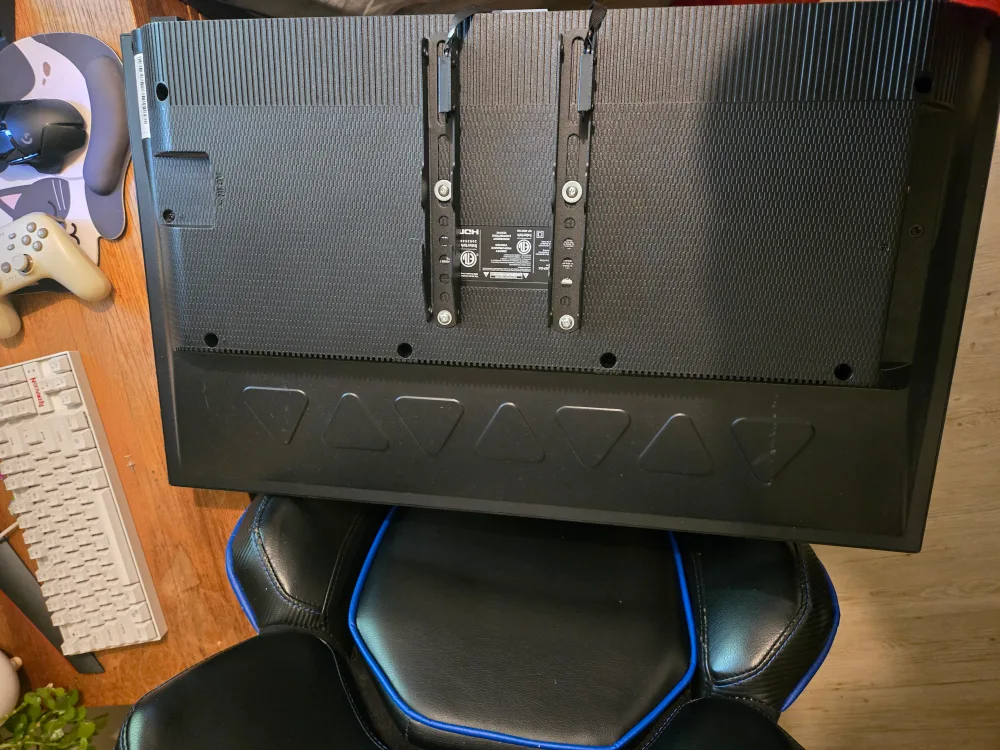 TCL Flat Screen TV image indicator(2)