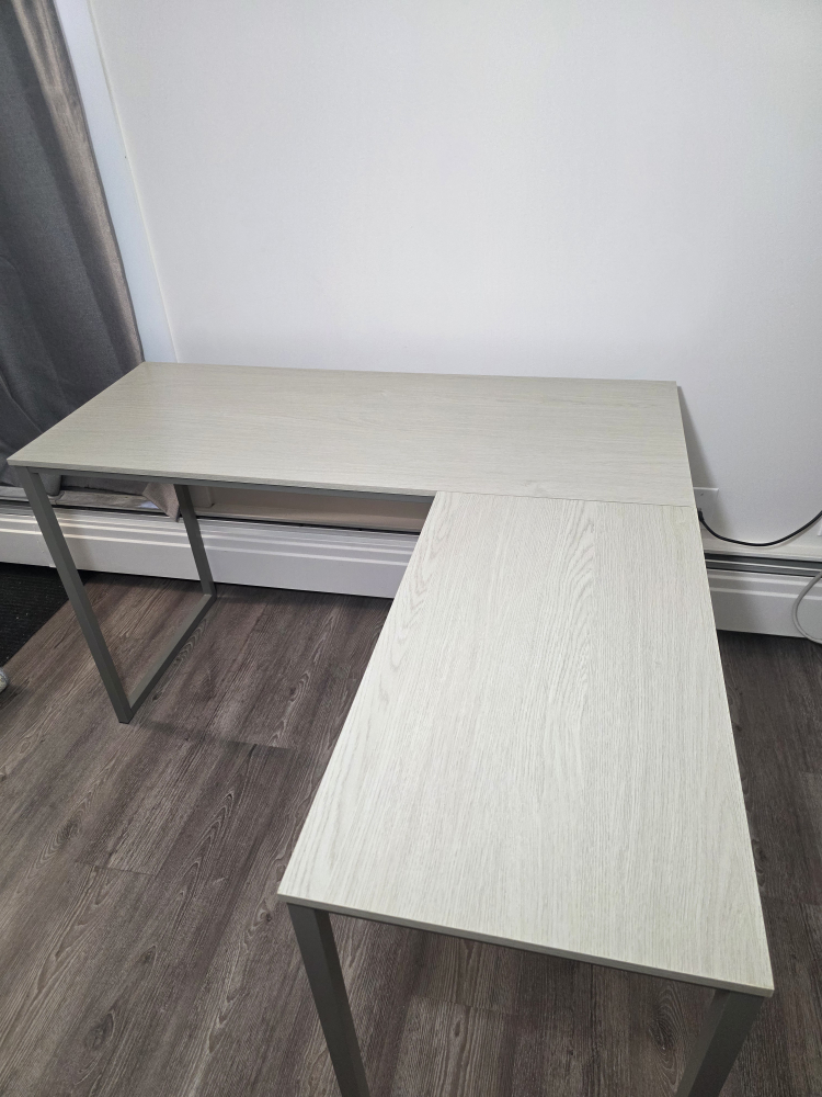 L-Shaped Corner Desk - Grey/Silver
