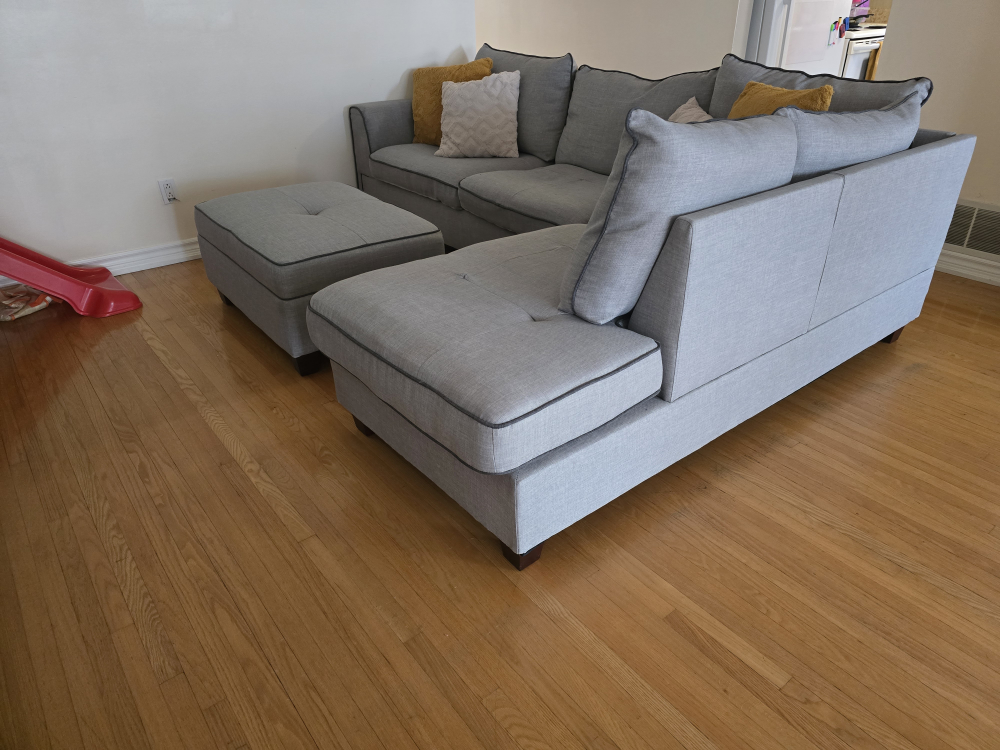 Grey Linen sectional including Ottoman Storage Cube and cushions - photo 3