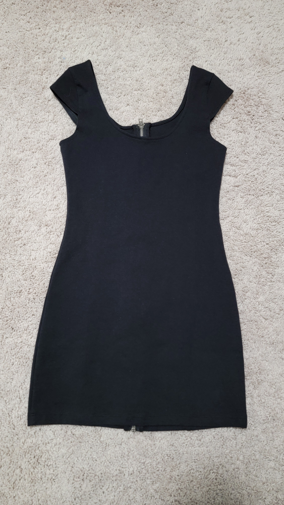 H&M Black Mini Dress with Zipper Detail - photo 3