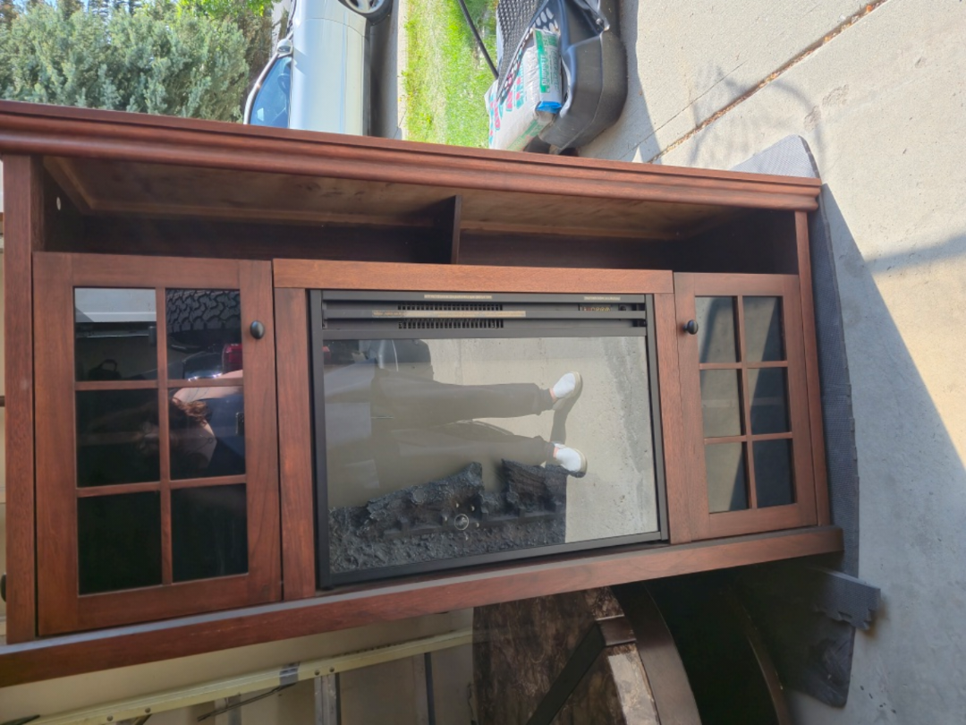 Entertainment Unit with Fireplace