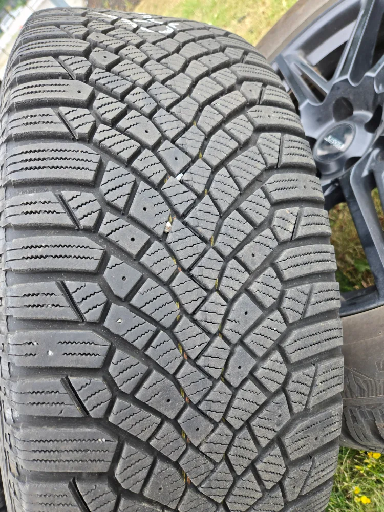 Continental IceContact XTRM 255/55R20 Tires on FAST Rims image indicator(5)