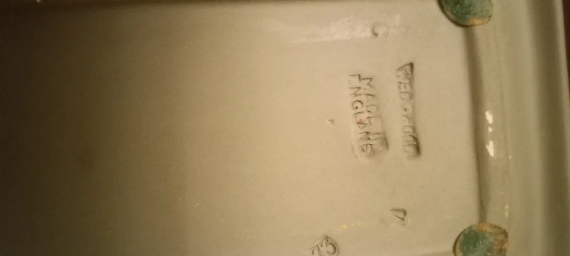 Green and White Decorative Decanter & oval trinket dish image indicator(5)