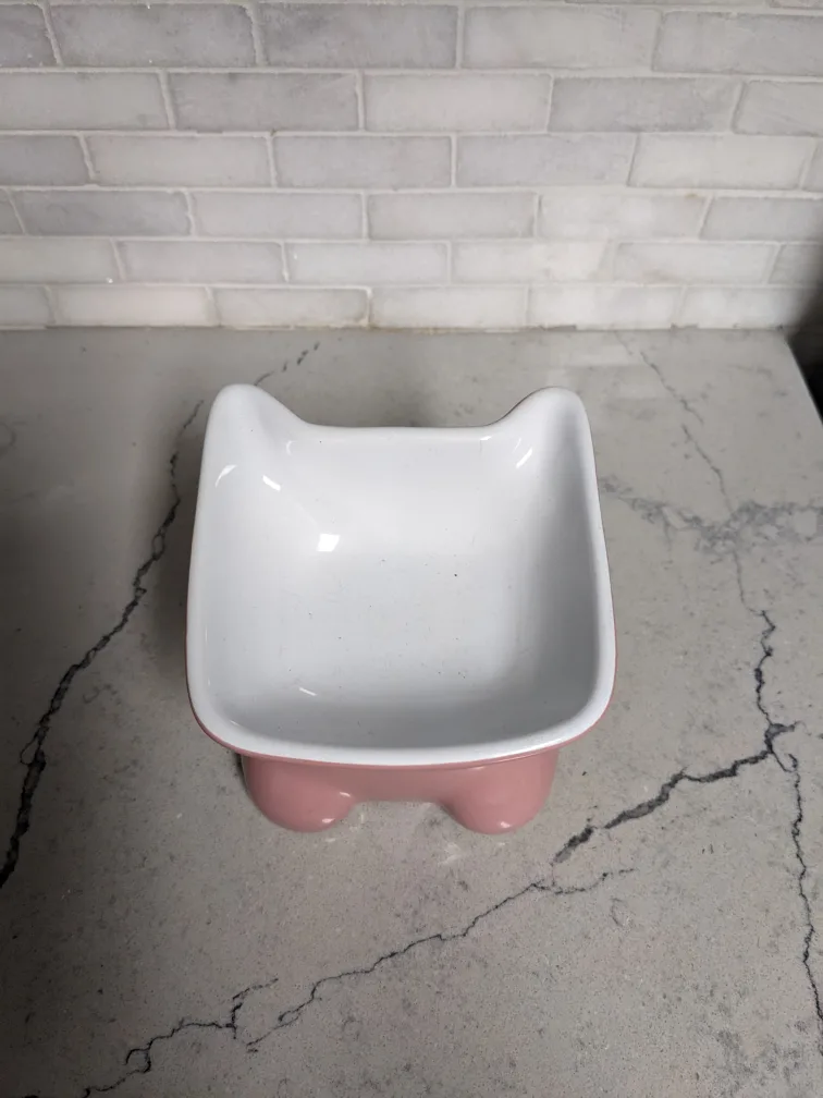 Cute pink pet food dish image indicator(3)