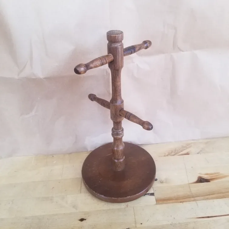 Wooden Mug Holder thumbnail