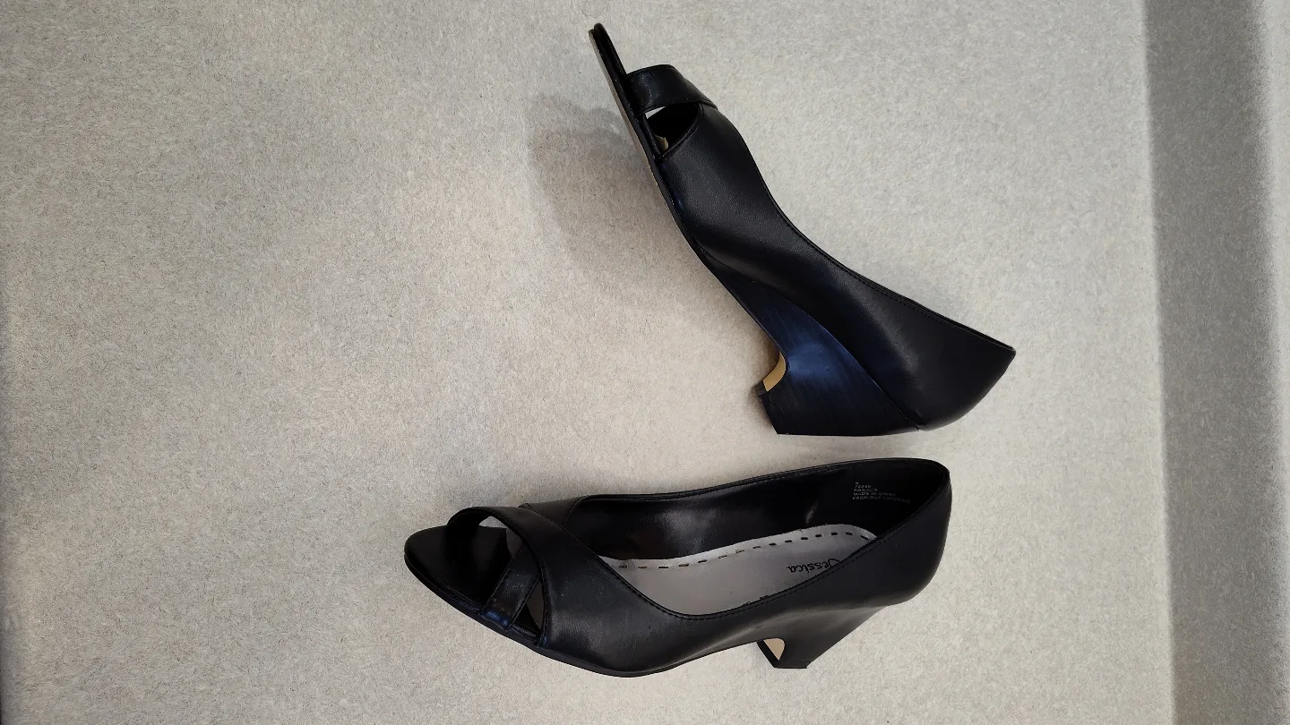 Jessica Black Wedge Heels image indicator(4)