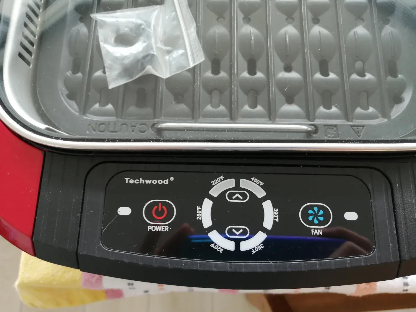 Techwood Electric Indoor Grill image indicator(3)