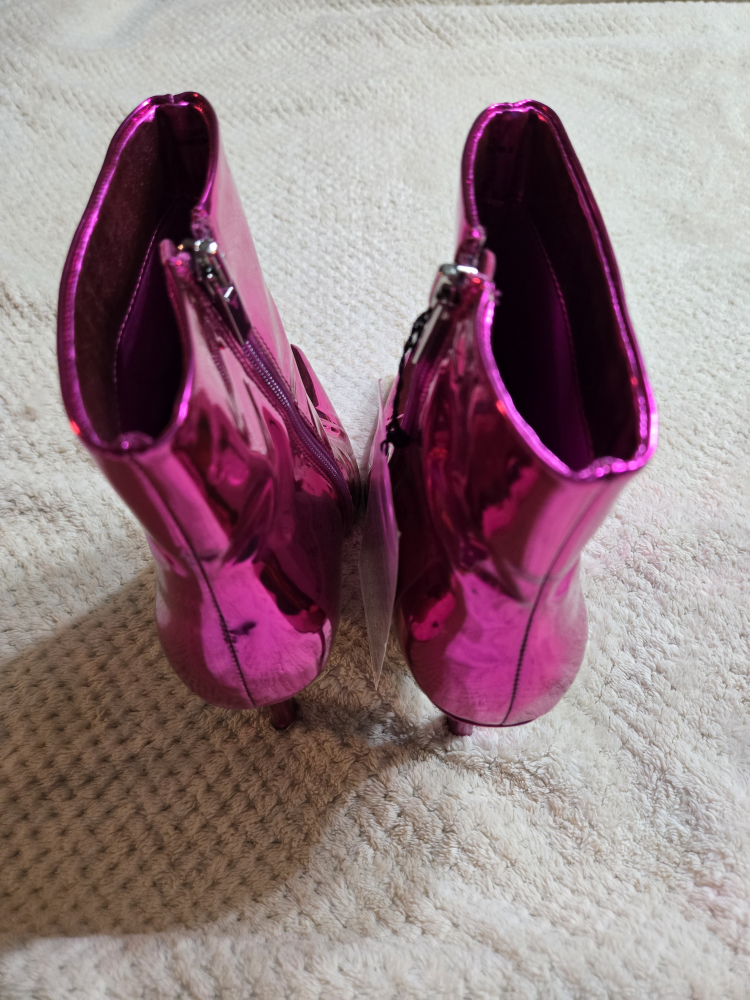 Shiny Pink Heeled Boots - photo 3