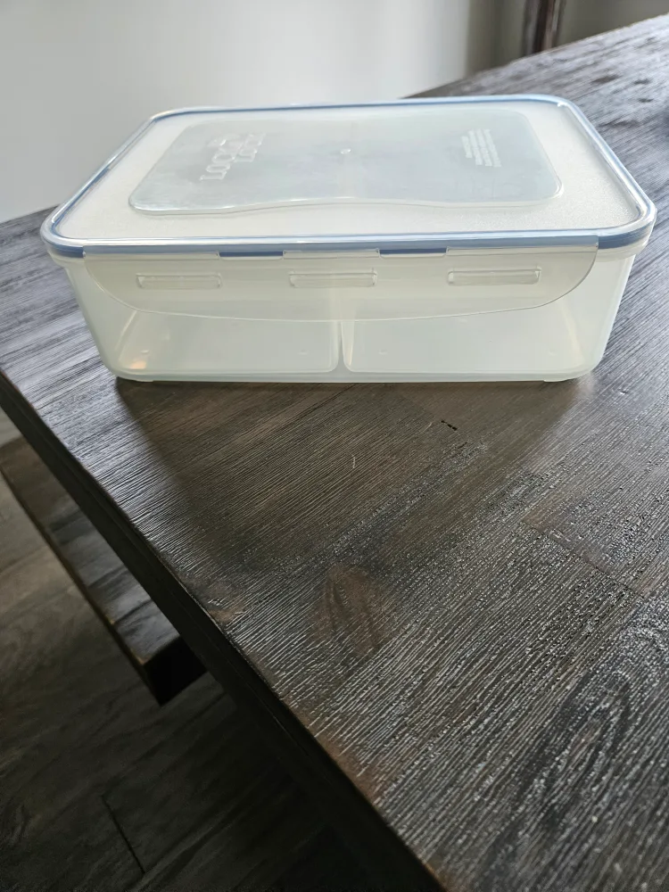 Lock & Lock Divided Food Container thumbnail