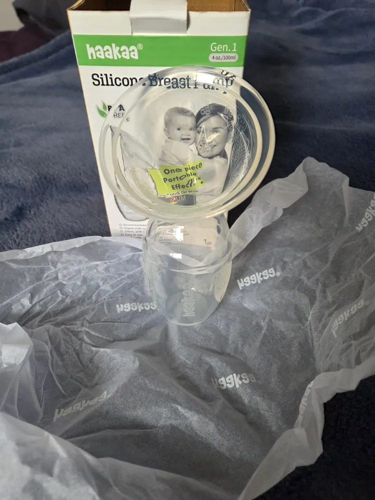 Haakaa Generation 1 Silicone Breast Pump - 4oz thumbnail