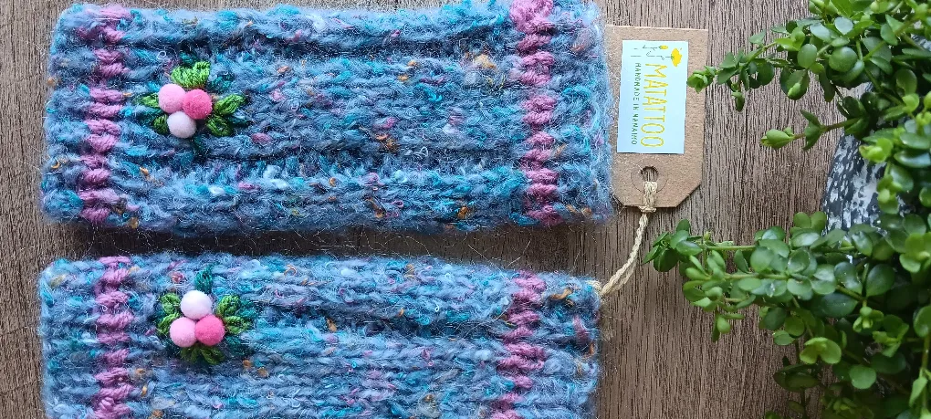 Handmade Knitted Hand Warmers thumbnail