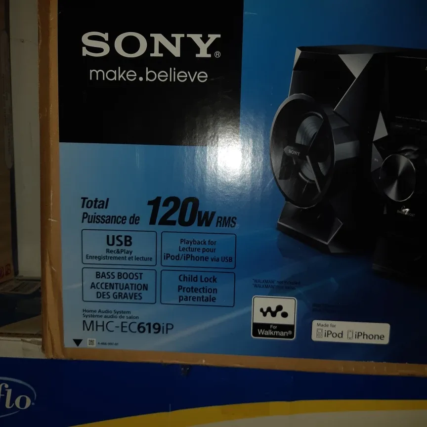 Sony MHC-EC619iP Home Audio System thumbnail