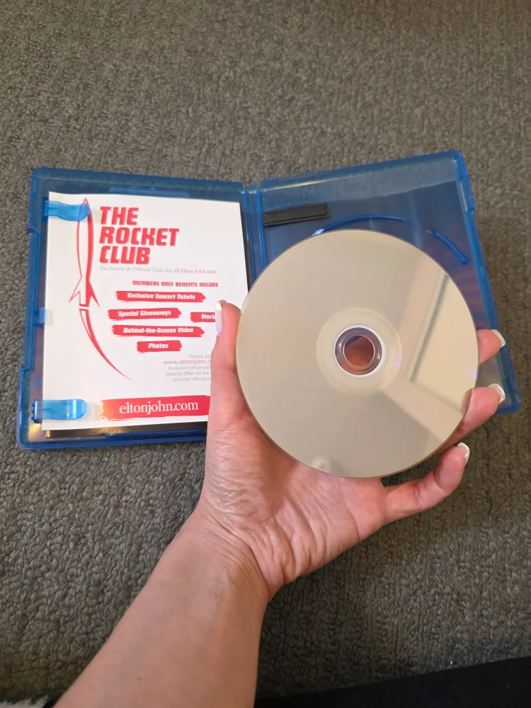 Elton 60 Live at Madison Square Garden Blu-ray Elton John image indicator(4)