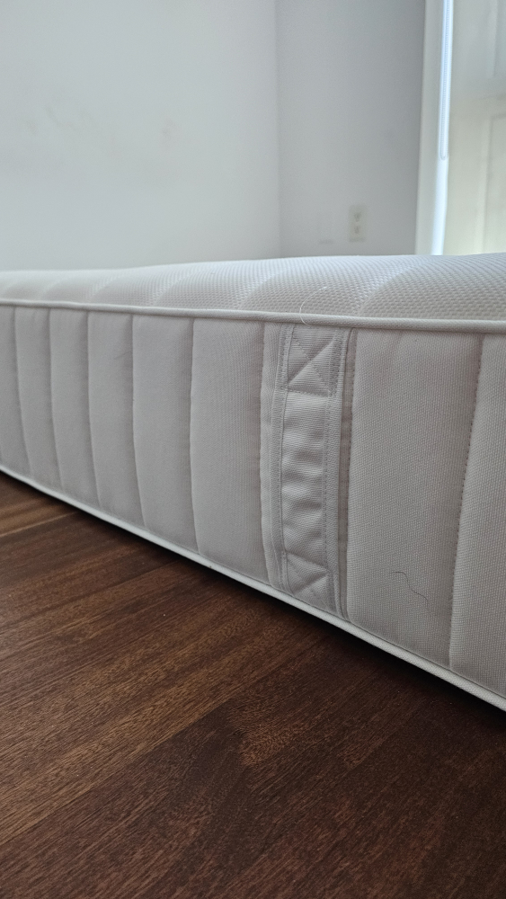 IKEA Queen Spring Mattress 4 months old - photo 4