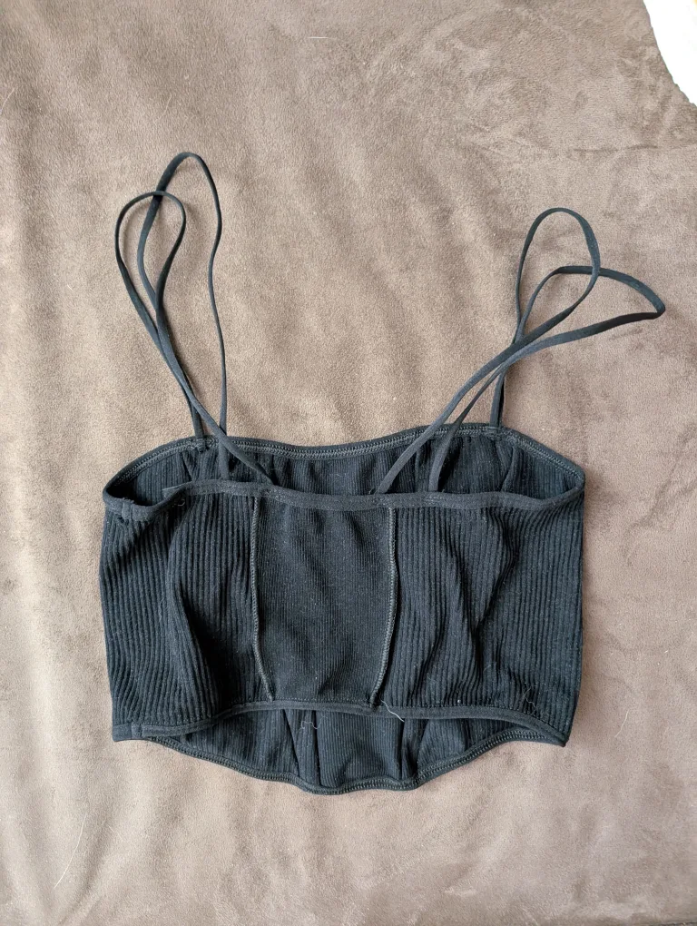 3 Out From Under tank tops XS/S image indicator(3)