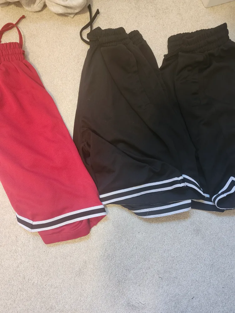Urban Active Shorts - Size Large thumbnail