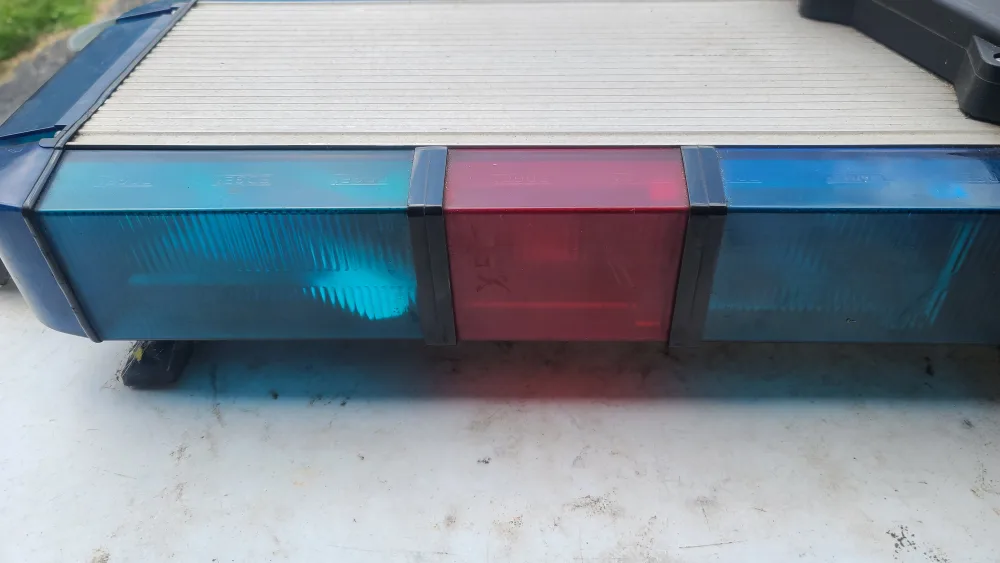 WHELEN CPD LIGHT BAR image indicator(4)