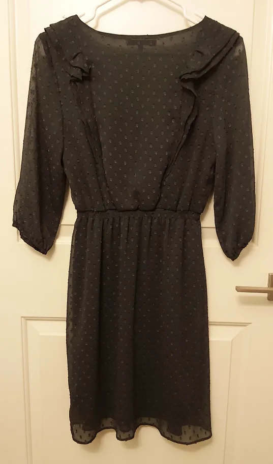 Bundle - two dresses+ nine west high heels image indicator(4)