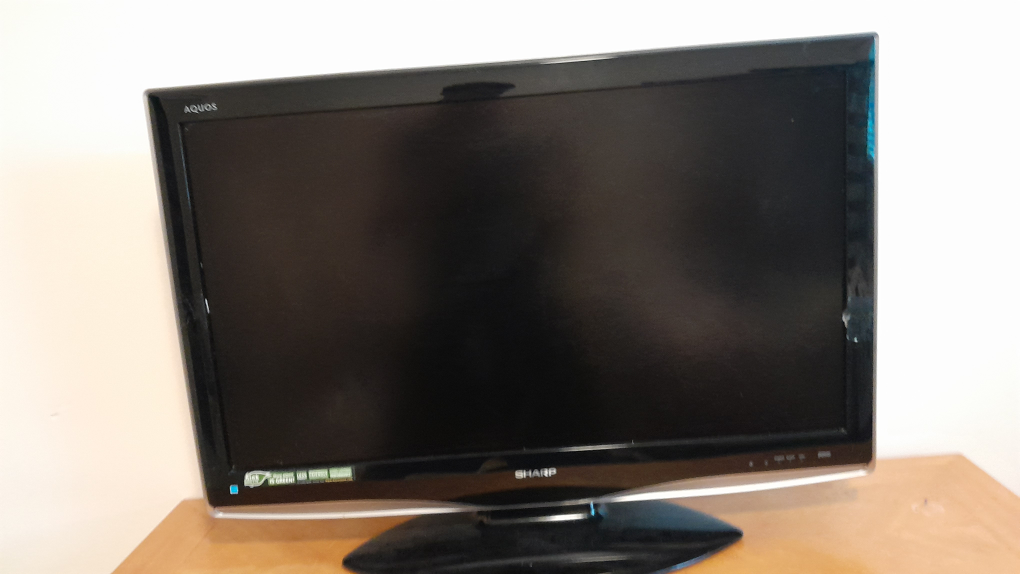 Sharp Aquos LC-37D43U 37