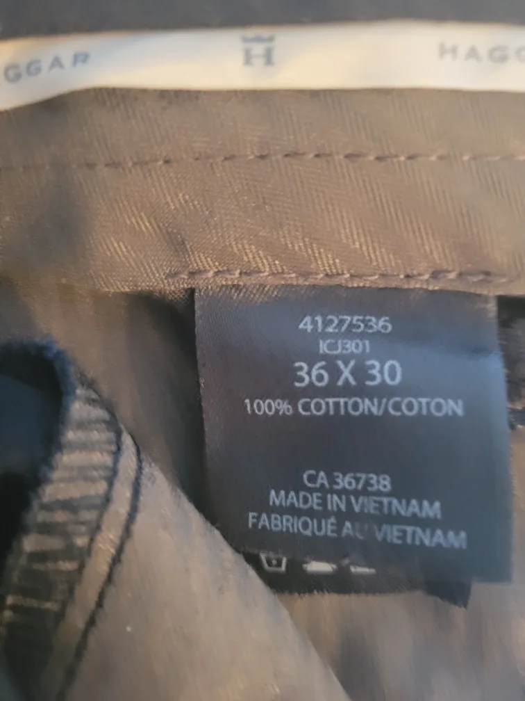 Haggar Men's Black Dress Pants 36x30 image indicator(4)