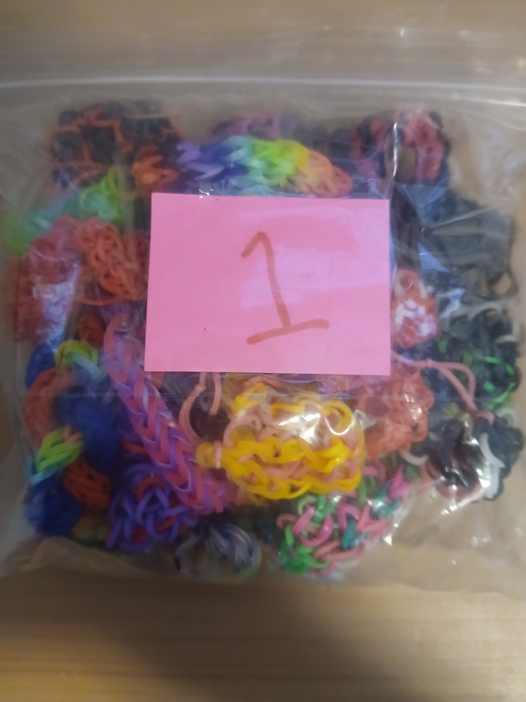Loom Band Bracelet Collection #freecycle - photo 2
