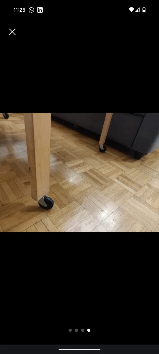 Wooden Baby Crib with Wheels image indicator(4)