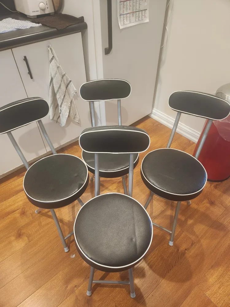 Set of 4 Black & White Retro Folding Chairs thumbnail