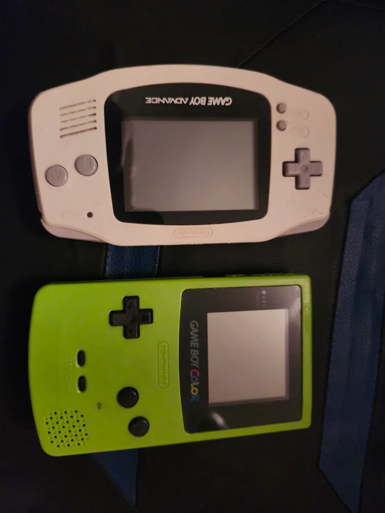 Game Boy Advance & Game Boy Color Bundle with Games image indicator(2)
