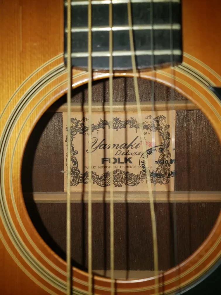 Yamaki Folk Acoustic Guitar image indicator(3)