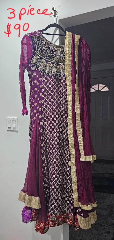 3-Piece Pakistani dress size m thumbnail