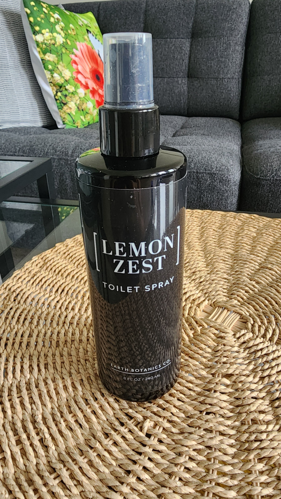Lemon Zest Toilet Spray - Earth Botanics Co. - 240 ML/ 8 FL OZ