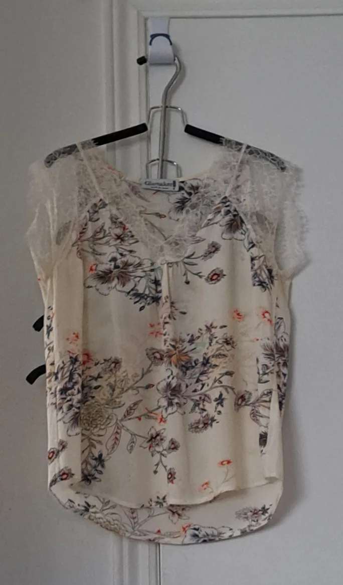 Glamaker Floral Lace Top - Size Small thumbnail