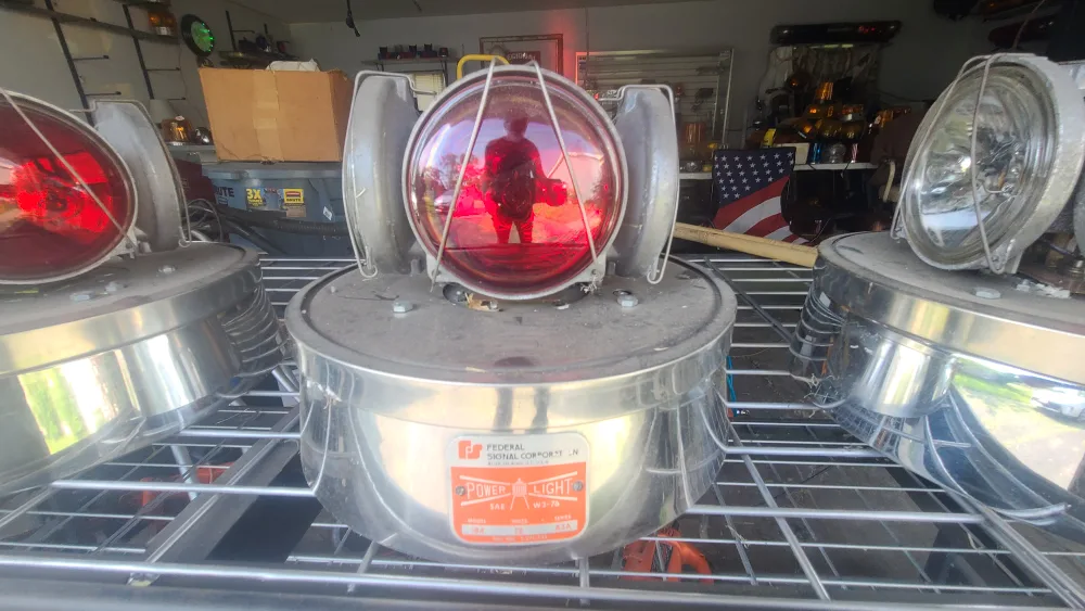 FEDERAL SIGNAL 184 POWER LIGHT image indicator(9)