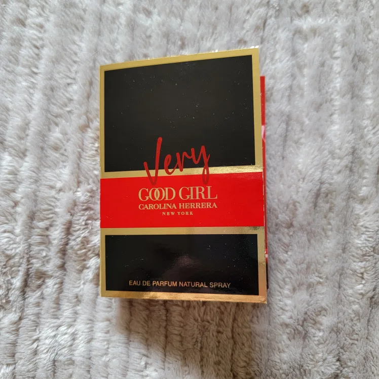 💟 10pc perfume sample bundle image indicator(4)