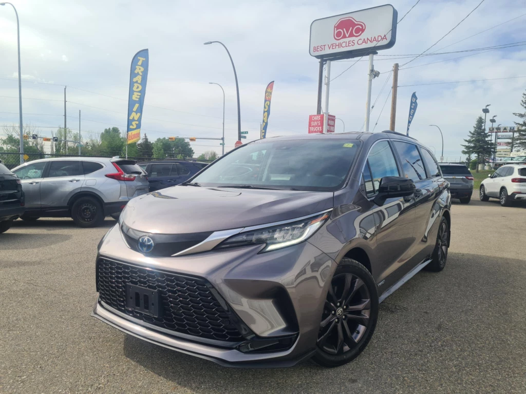 2023 Toyota Sienna XSE Hybrid