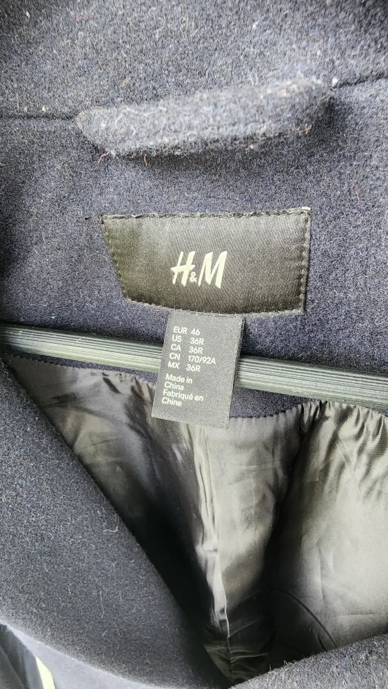 H&M Navy Coat image indicator(3)