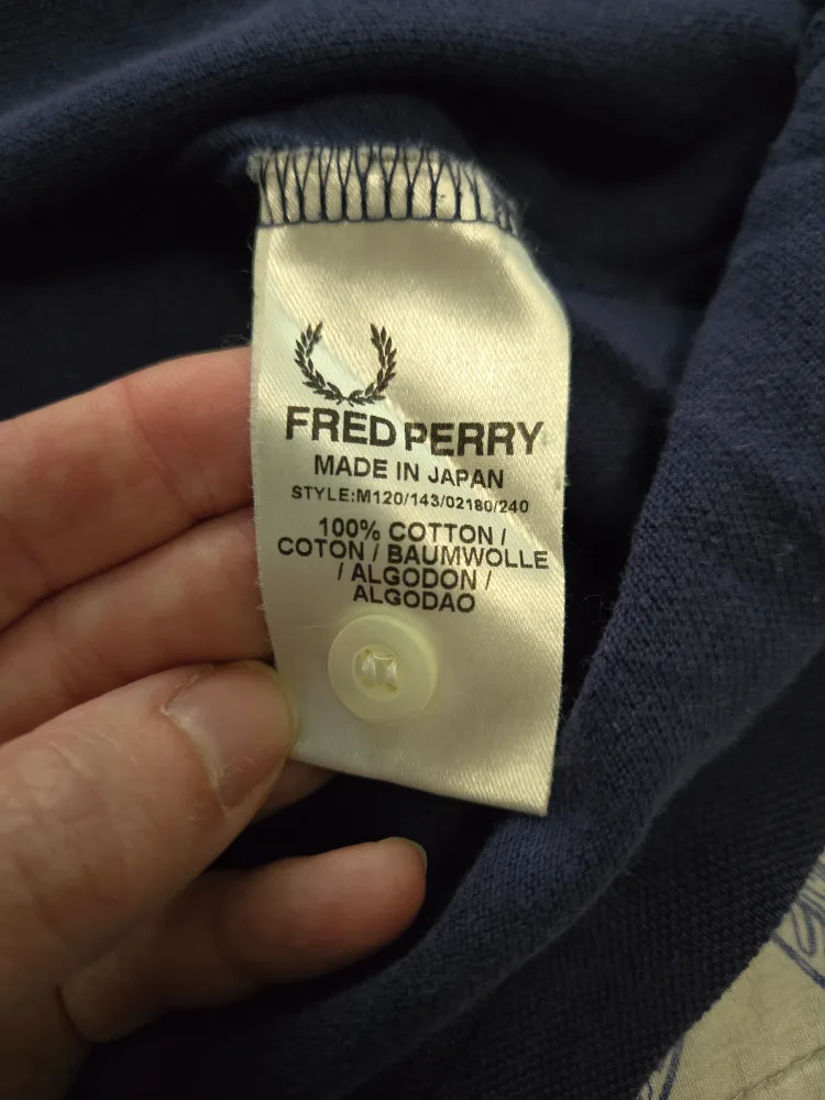 Fred Perry Polo Shirt - Size S image indicator(5)