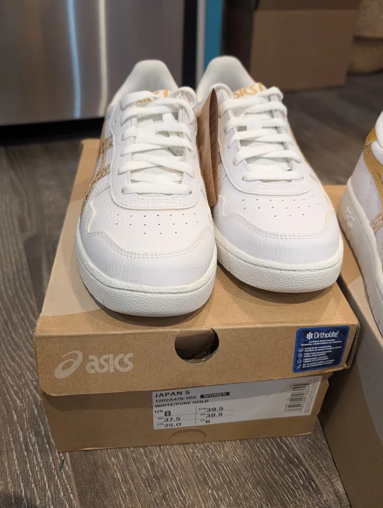 BNIB, Asics Japan S Sneakers, size 8 and 9 womens image indicator(5)