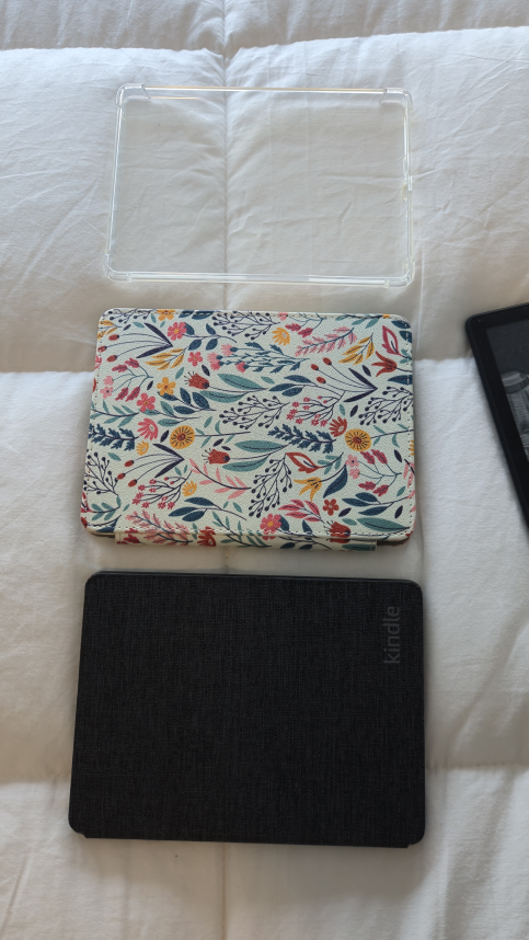 Kindle Paperwhite Ads Free + 3 Cases - photo 3