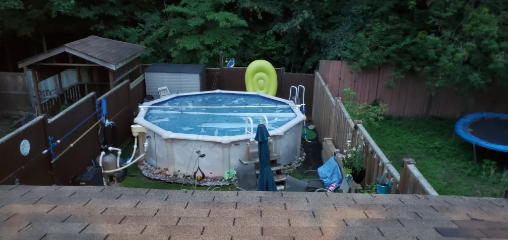 Pool 15 foot round 4'6" deep image indicator(3)