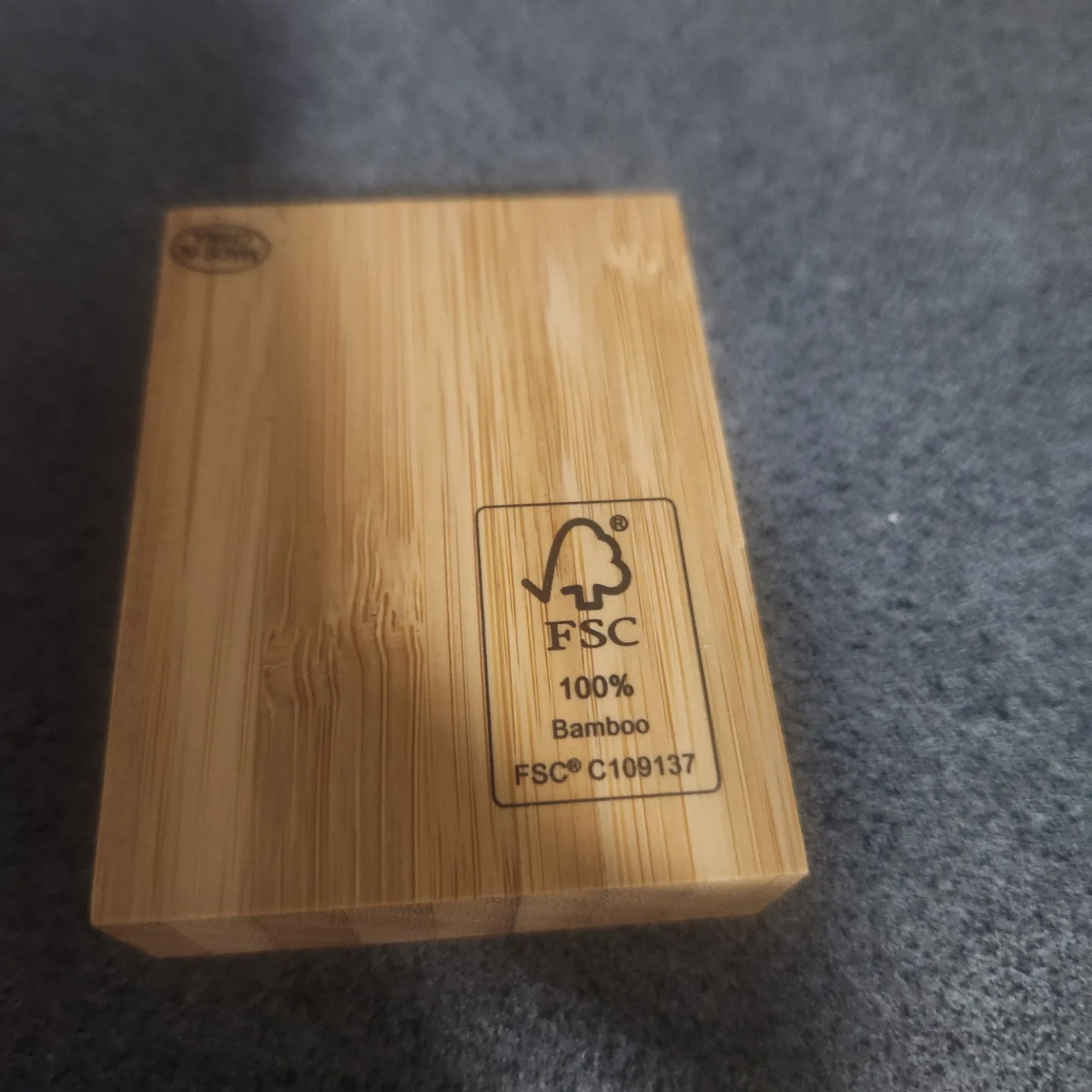 Bamboo Phone Stand image indicator(2)