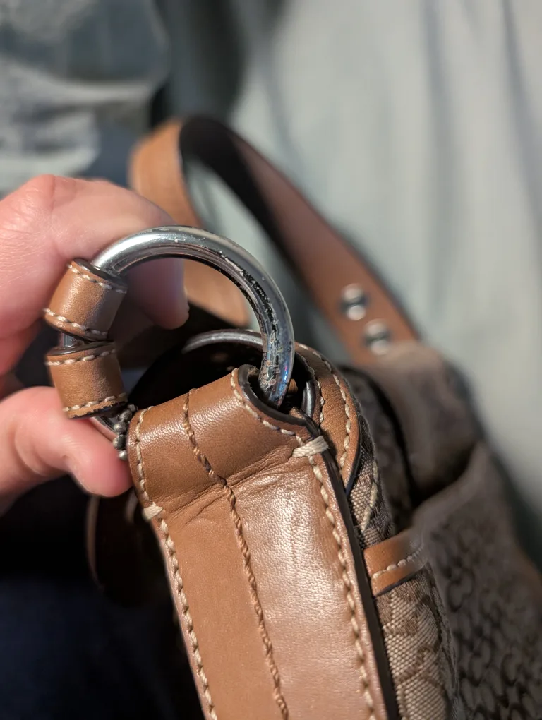 VINTAGE COACH SOHO image indicator(5)