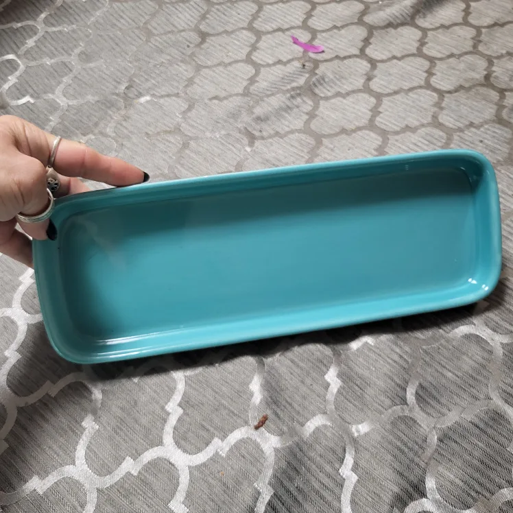 Beautiful Serving Set 8Plates Used for Staging image indicator(4)