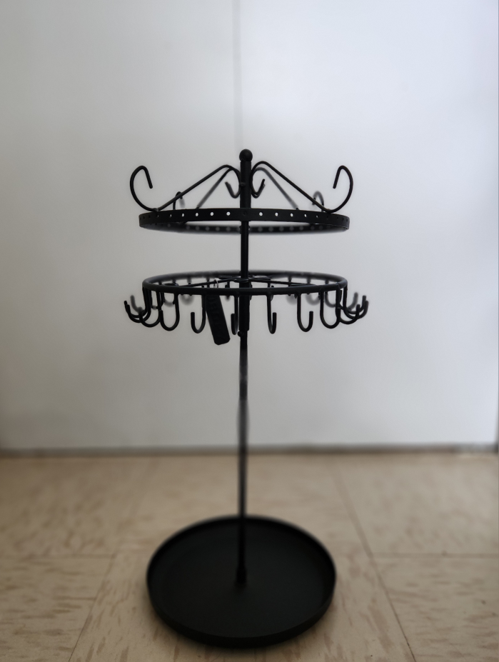 Black Metal Rotating Jewelry Organizer
